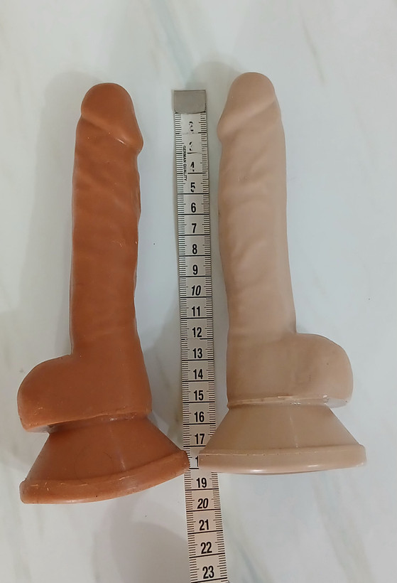 دیلدو هارنس شورتی